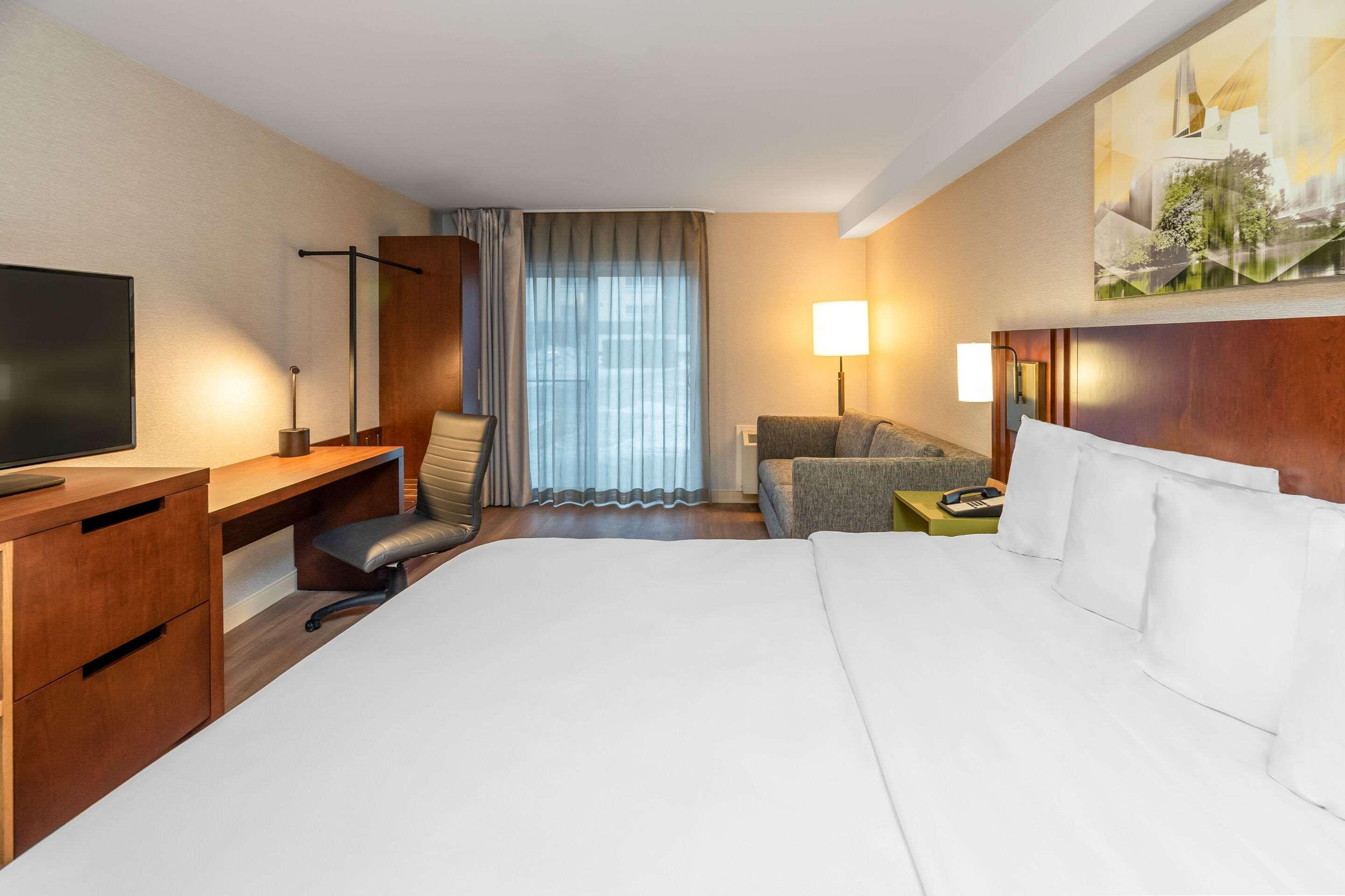 Comfort Inn South Shore Boucherville Zewnętrze zdjęcie